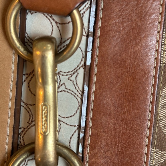 Coach handbag - Picture 2 of 4